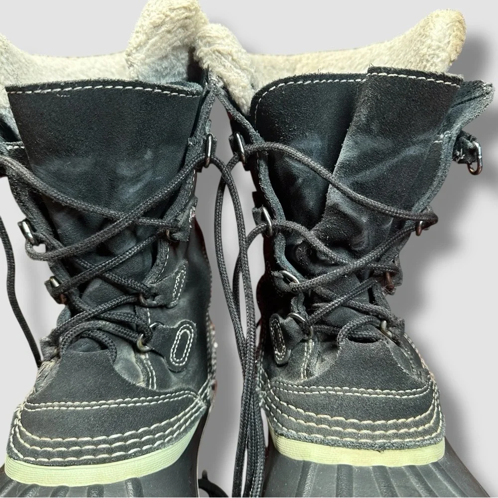 L.L. Bean Leather Duck Boots - Picture 11 of 12